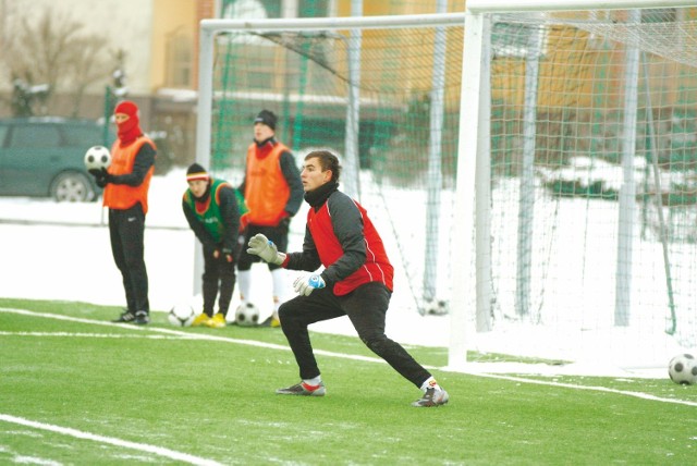 Maciej Krakowiak, mimo młodego wieku, posiada już doświadczenie w bronieniu na drugoligowych boiskach.