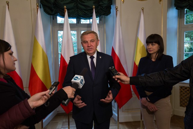 Zmieni się bezpośredni nadzór nad niektórymi departamentami i biurami w urzędzie miasta.