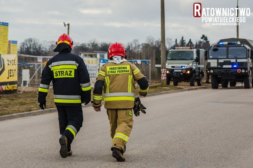 Obwodnica Ełku. Bomba na budowie obwodnicy. Ewakuowano mieszkańców i market (zdjęcia)