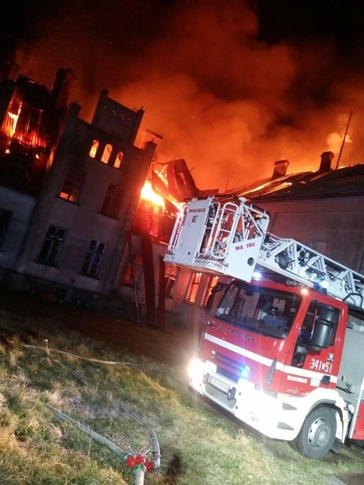 Pożar pałacu w Główczycach