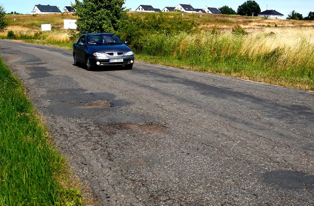 W programie przyjęto, że kwota dotacji nie może przekraczać 3 mln zł, a zadanie musi zostać ukończone w roku, w którym dotacja została udzielona. W danym roku gmina, w tym miasto na prawach powiatu, może skorzystać z dofinansowania jednego zadania, a powiat z dotacji na dwie inwestycje. Maksymalnie wsparcie może wynieść 50 procent wartości projektu.