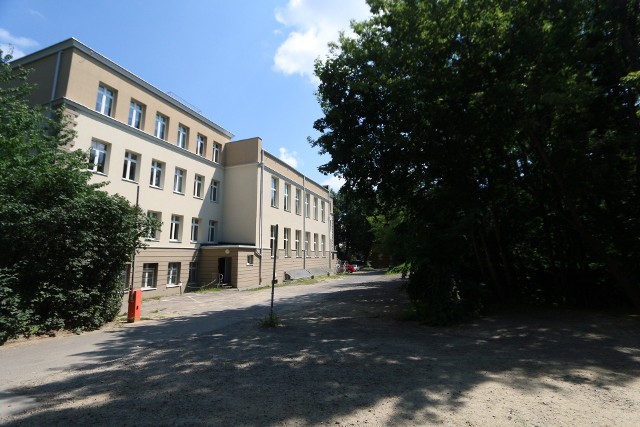 Jeszcze ok. dwóch tygodni potrzeba na rozstrzygnięcie przetargu na budowę sali gimnastycznej przy I LO w Lublinie