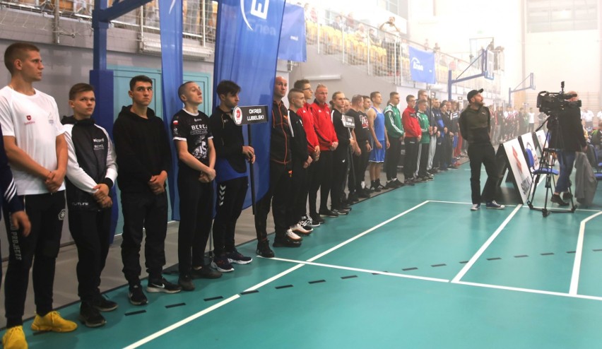 W Staszowie wystartowały Mistrzostwa Polski Juniorów w Boksie (ZDJĘCIA)