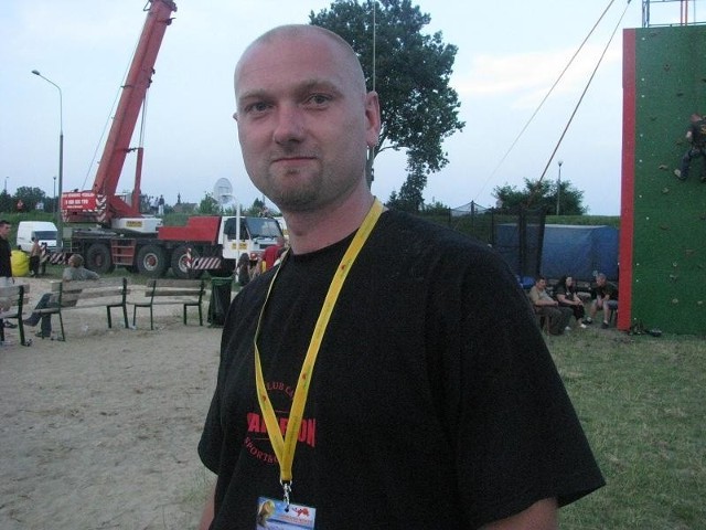 Jeden z organizatorów imprezy Champion Beach Soccer Cup, Wojciech Szcześniak.
