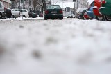 Uwaga! Utrudnienia w ruchu. Śnieg zasypał drogi w całym regionie