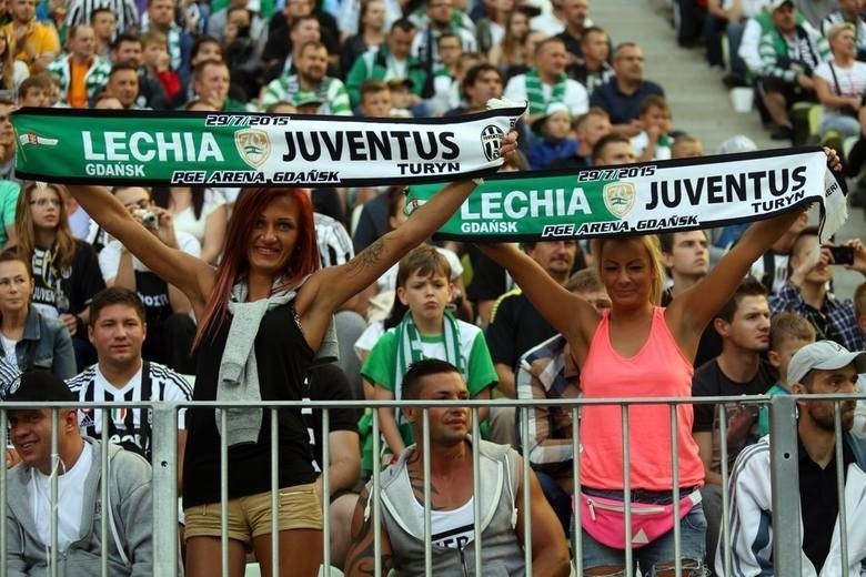 Kibice na meczu Lechia Gdańsk - Juventus Turyn