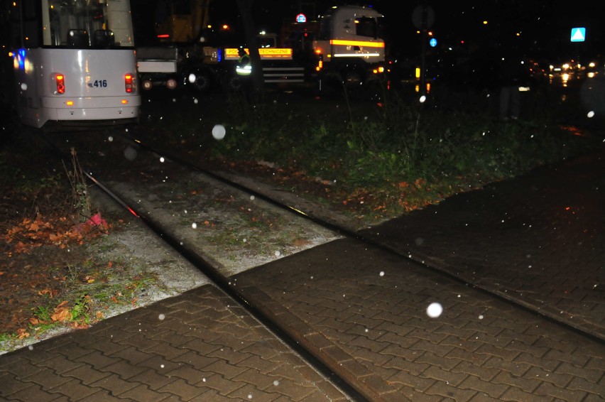 Makabryczny wypadek w Krakowie. Tramwaj śmiertelnie potrącił...