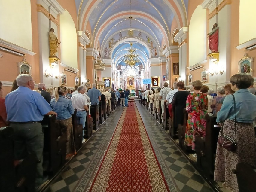 Wierni modlili się w kościele św. Wojciecha za ofiary i...