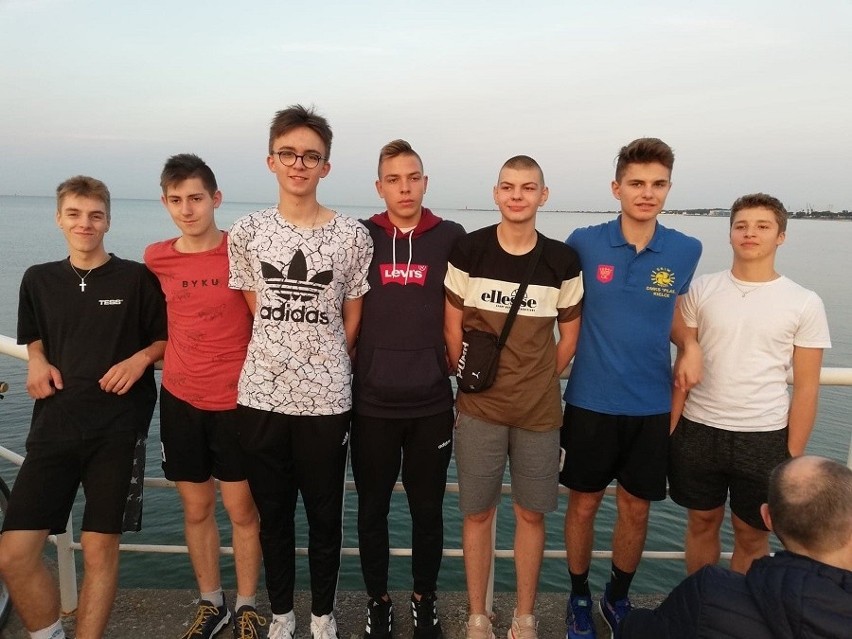 Siatkarze ze szkoły w Mircu zagrają w finale mistrzostw Polski młodzików (ZDJĘCIA)