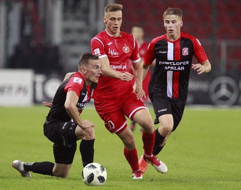 Resovia - Widzew Łódź. Piłkarska druga liga. Telewizja chciała pokazać mecz Widzewa