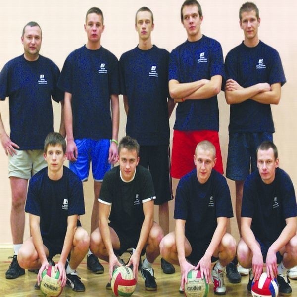 Drużyna Hot Volley Czarna Białostocka: Stefan Brzostowski, Łukasz Kazimierowicz, Radosław Kazimierowicz, Łukasz Kowalik, Adam Magusiewicz, Paweł Mińczewski, Dawid Rutkowski, Krzysztof Stocki, Tomasz Świszcz, Łukasz Wyszołmirski.