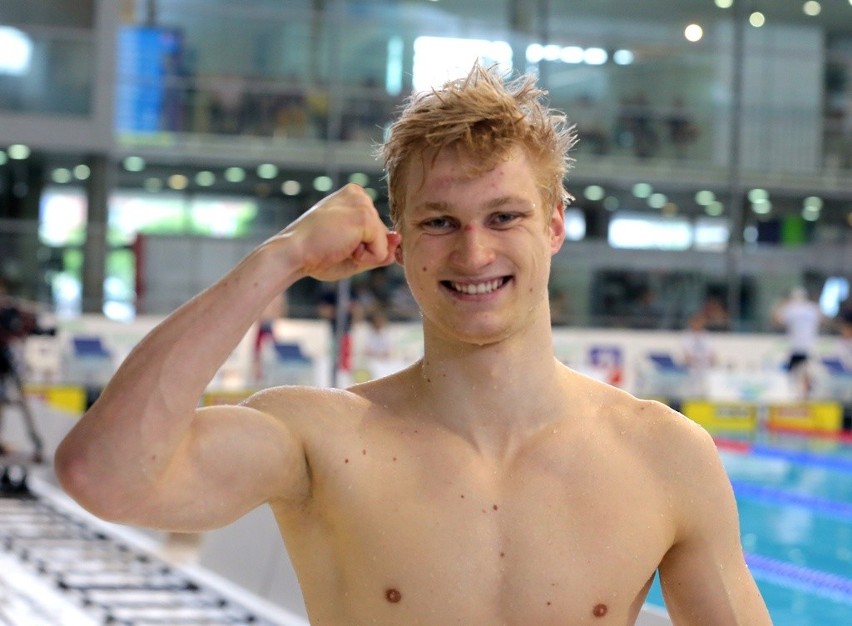 Główne Mistrzostwa Polski w Pływaniu w Szczecinie: Filip Zaborowski na podium  