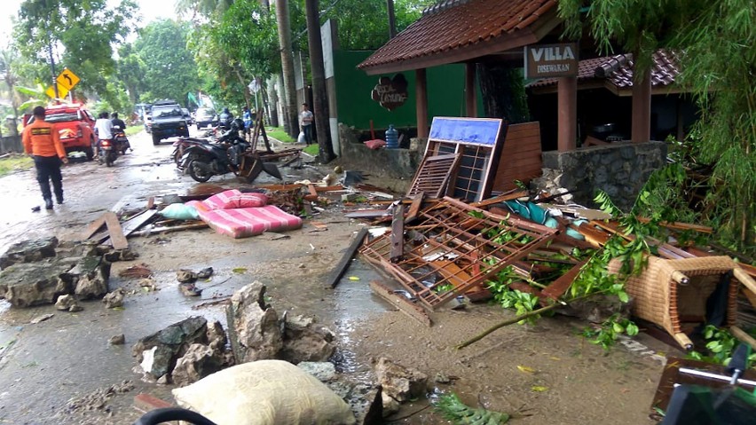 Skutki tsunami w Indonezji