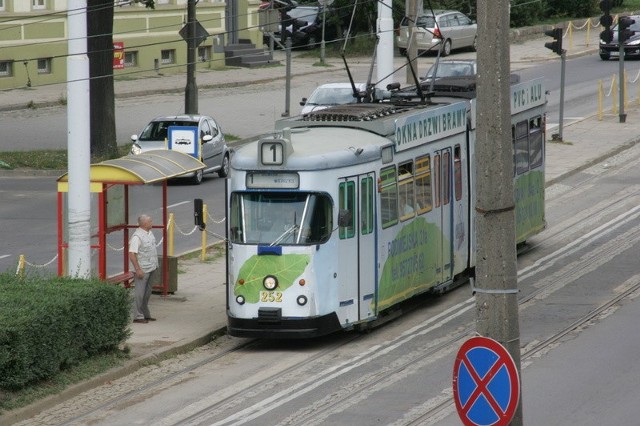 W Gorzowie awaria sieci trakcyjnej. Nie jeżdżą niektóre tramwaje, MZK wprowadziło komunikację zastępczą.