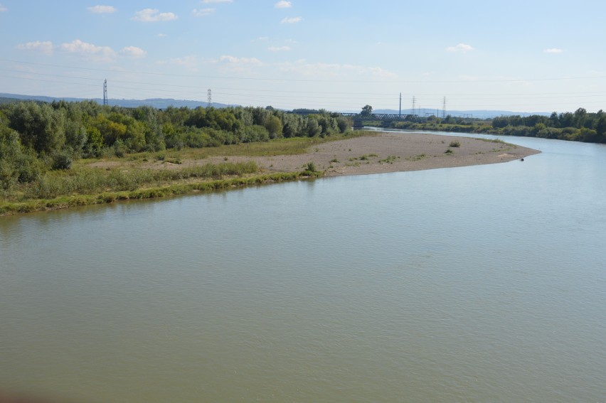 Ostrów. Dunajec zagraża wsi, ale nie ma pieniędzy na okiełznanie rzeki
