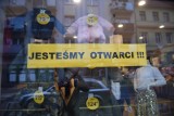 Zmiany w ograniczeniach od 12 lutego. Zobacz, co będzie otwarte od piątku [lista]