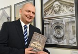 Premiera książki „Nieznane twarze Zielonej Góry” dr. Grzegorza Biszczanika przyciągnęła tłumy do Muzeum Ziemi Lubuskiej  