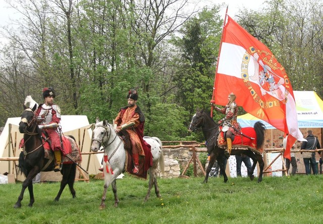 Ciężka husaria bojowa dała kilka popisów zapierających dech w piersiach.