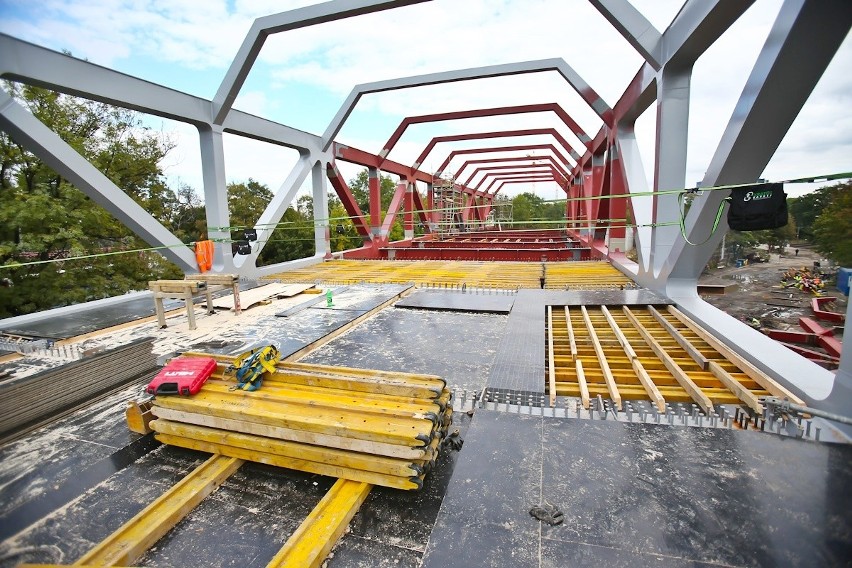 Docelowo wiadukt będzie miał długość 160 metrów.