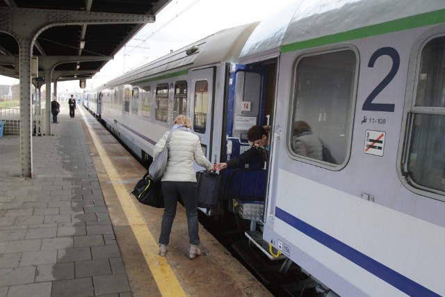 Pociągi PKP Intercity zatrzymują się w Chorzowie Batorym