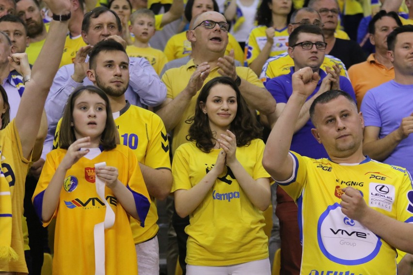 Piłkarze ręczni PGE VIVE Kielce zdobyli w sobotę 16. tytuł...