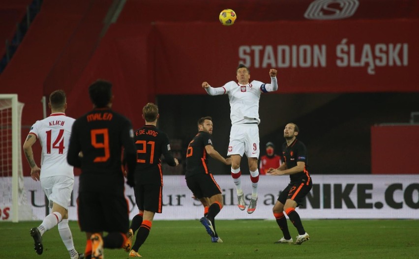 18.11.2020. Liga Narodów na Stadionie Śląskim: Polska -...