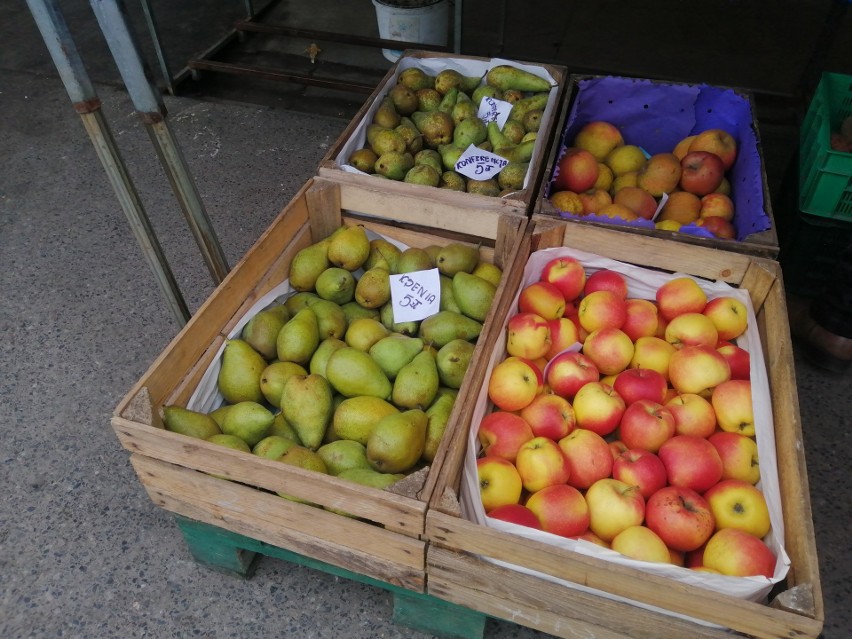 Tyle kosztują warzywa i owoce na giełdzie w Sandomierzu. Sprawdziliśmy ceny z soboty 3 grudnia