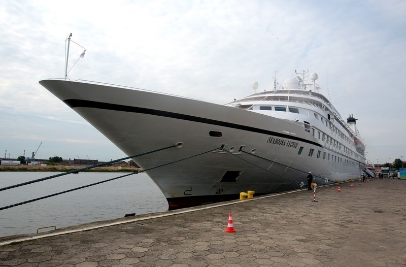 Operatorem "Seabourn Legend" jest amerykańska kompania...