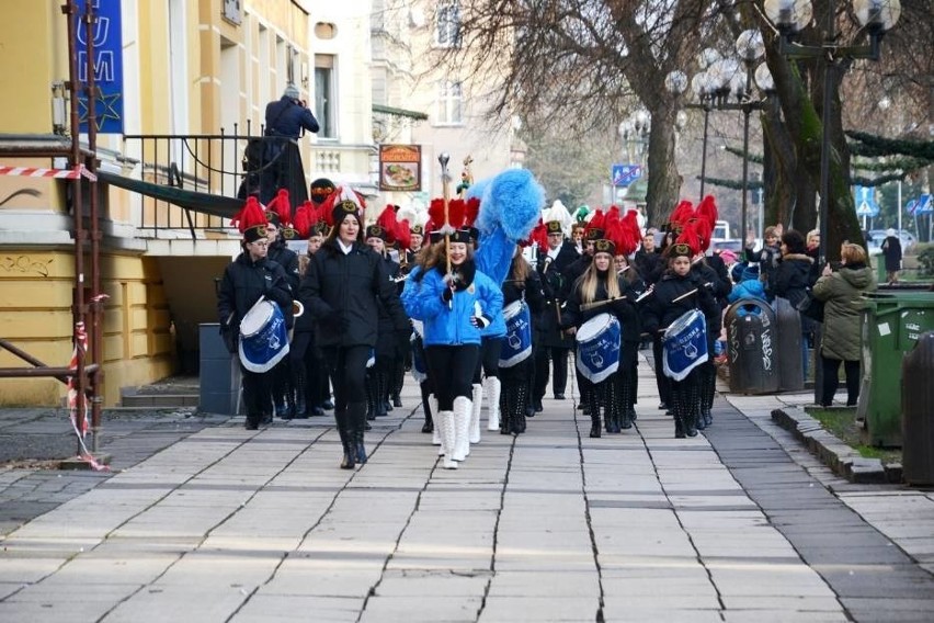 Orkiestra z sukcesem występowała na wielu festiwalach,...