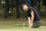 Golf. Adrian Meronk gra w Hongkongu. Kolejna premia czeka na Polaka. Musi tylko szybciej grać… W tym roku zarobił już ponad milion dolarów