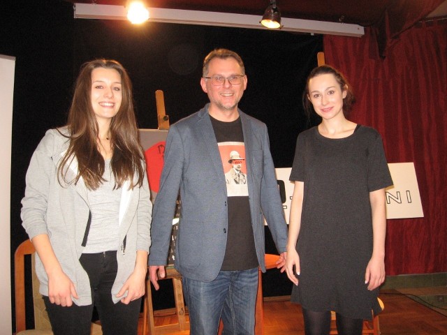Od lewej - Joanna Zagórska, która też zagra w "Łowcy" Tomasz Kądziela - gospodarz "Qlturalnych" i i Aleksandra Bogulewska.