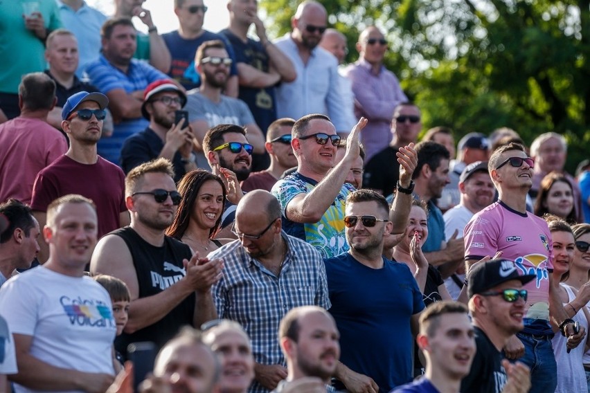 Ogniwo Sopot - Budowlani SA Łódź. Znajdź się na zdjęciach! [kibice na trybunach]