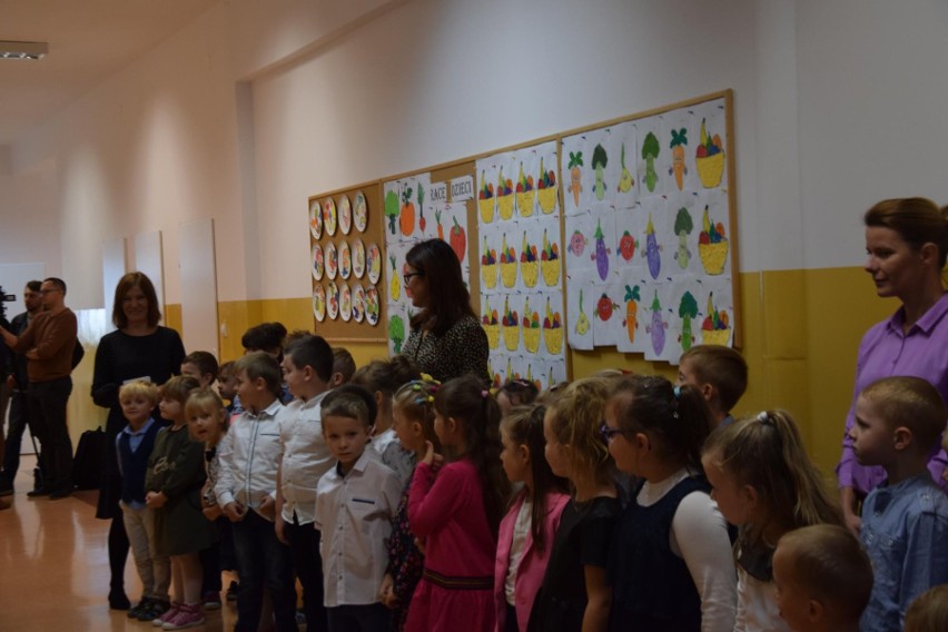 Uroczyste otwarcie nowego przedszkola w Gowarczowie. Najmłodsi mają piękną i nowoczesną placówkę (ZDJĘCIA)