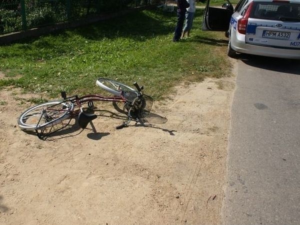 W wyniku wypadku rowerzysta trafił do szpitala