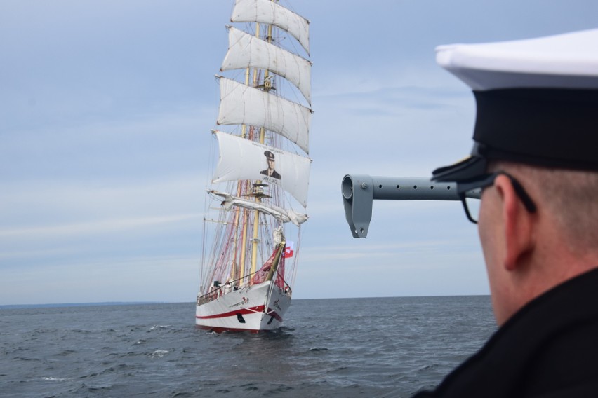 Niedzielne uroczystości pogrzebowe admirała floty Józefa...