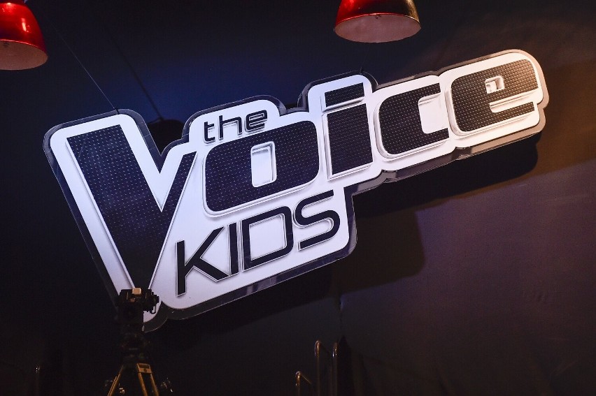 „The Voice Kids 6” odcinki 7 i 8. Cleo rzuciła się na przycisk Dawida Kwiatkowskiego! Filip „rozbił bank”, ale to Kinga Kipigroch oczarowała Trenerów potężnym głosem!