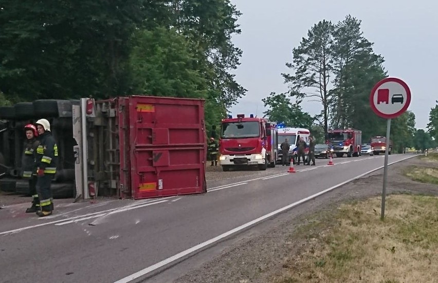 Do zdarzenia drogowego doszło w sobotę około godziny 4.55 w...