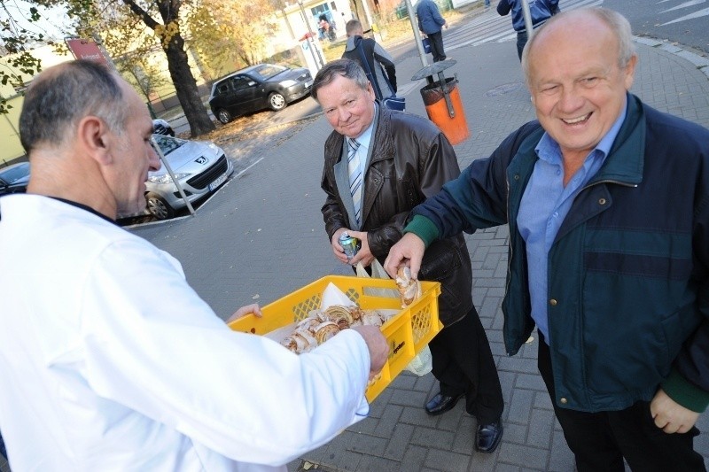 Poznaniacy chętnie sięgają po mniejsze rogale