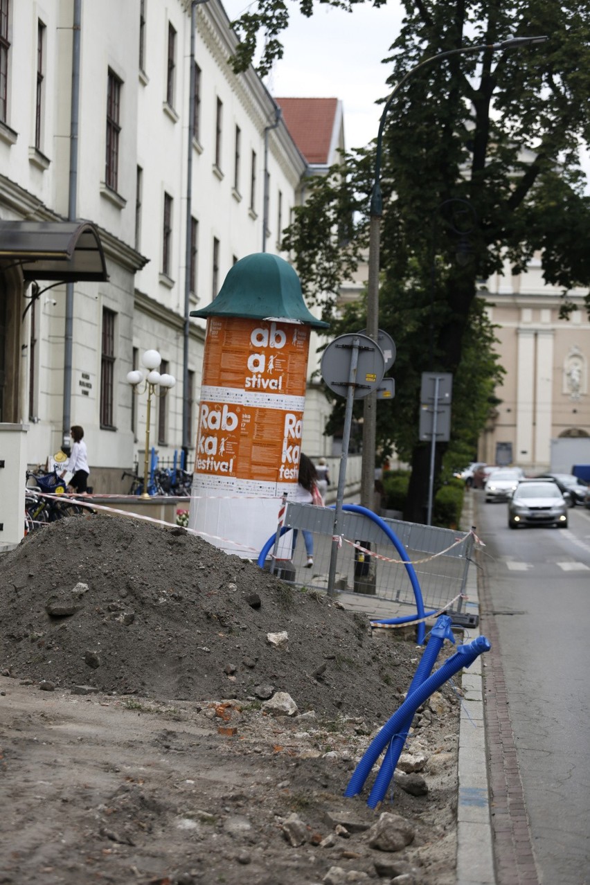 Chodnik przy ul. Rajskiej zostanie wyremontowany za ok. 200...