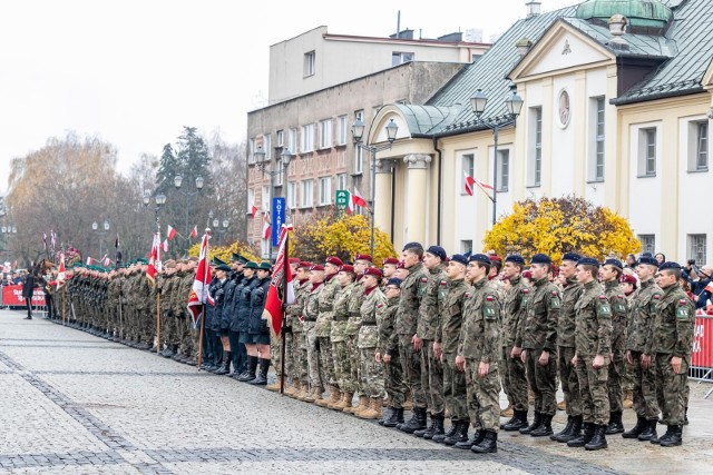 Wojewódzkie obchody Narodowego Święta Niepodległości na Rynku Kościuszki (11.11.2022)