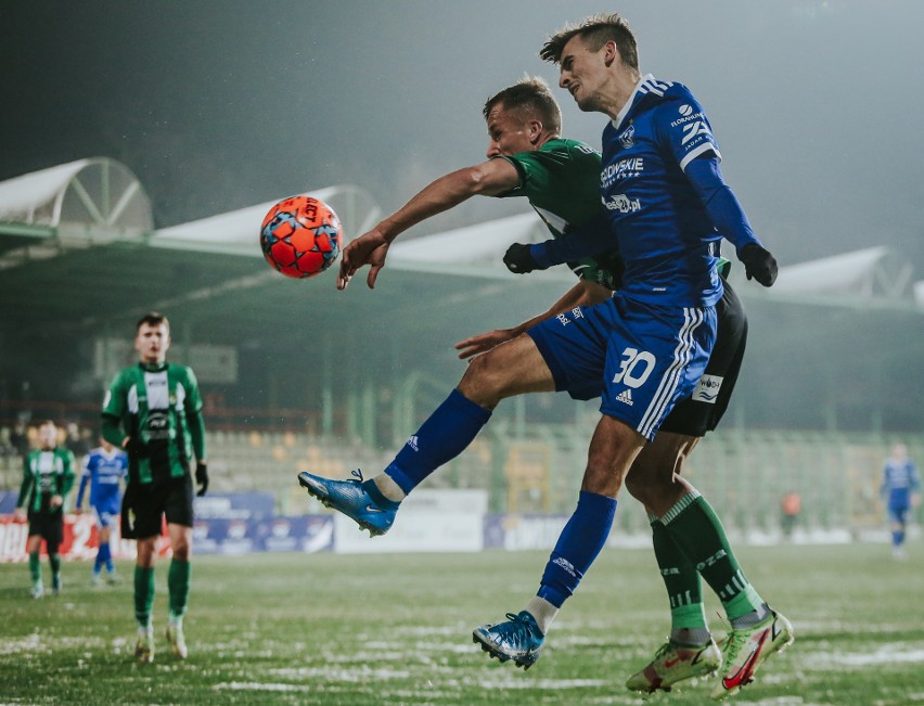 GKS Bełchatów - Ruch Chorzów 2:1. Porażka w ostatnim meczu w tym roku po golu w ostatniej akcji meczu ZDJĘCIA