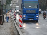 Po podwyżce opłat tiry zjechały z autostrad na zwykłe drogi