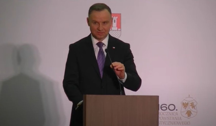 Prezydent Andrzej Duda podczas przemówienia na sesji Rady...