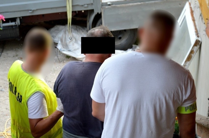 Starogard Gdański. Zatrzymano mężczyznę podejrzanego o napady na stacje paliw. ZDJĘCIA