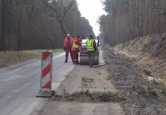 Na remont drogi nie ma pieniędzy.