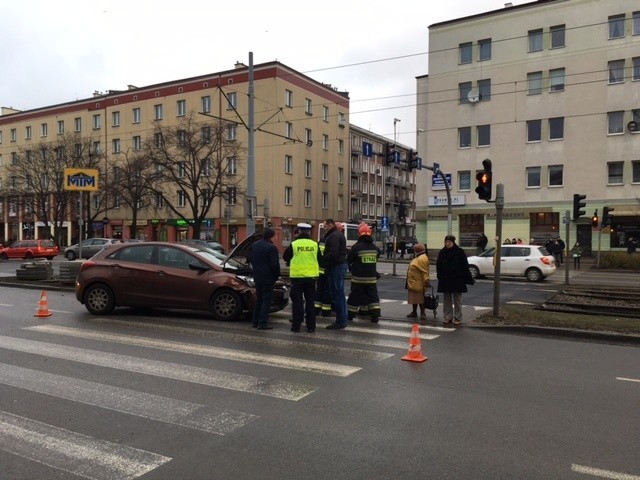 Zderzenie aut na alei Grunwaldzkiej w Gdańsku