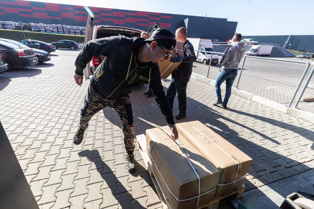 W Bielsku-Białej powstały dwa punkty, w których można przekazać konkretne produkty.Zobacz kolejne zdjęcia. Przesuwaj zdjęcia w prawo - naciśnij strzałkę lub przycisk NASTĘPNE