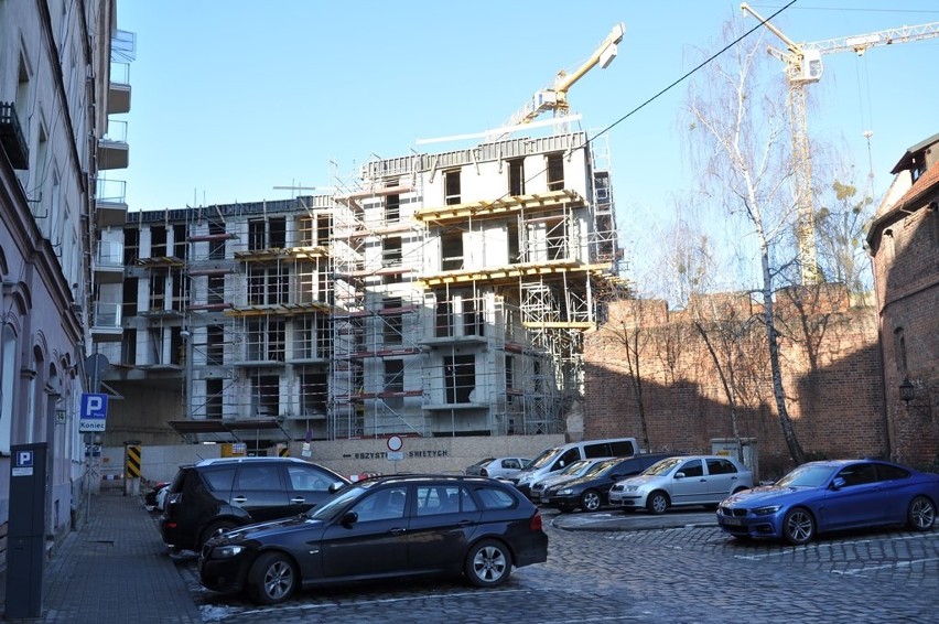 Tak zmieni się plac Jana Pawła II. Biurowiec zamiast plackarni i apartamenty w szpitalu 