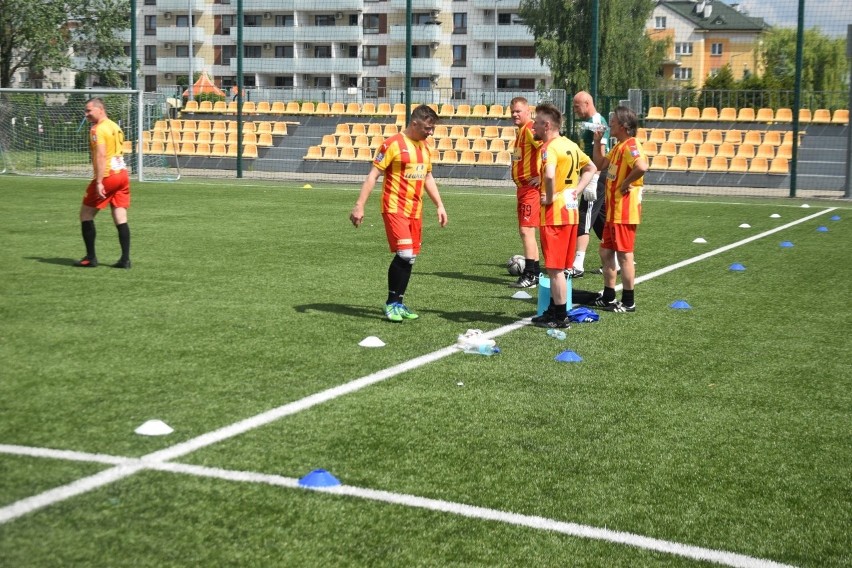 Byli znani piłkarze Korony Kielce i KSZO Ostrowiec zagrali na turnieju Masters Old Boys Cup w Radomiu