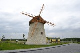 Słynny wiatrak w Krasocinie w nowym blasku. Jest piękne otoczenie i... kamera do podziwiania panoramy. Teraz czas na Muzeum Chleba (ZDJĘCIA)